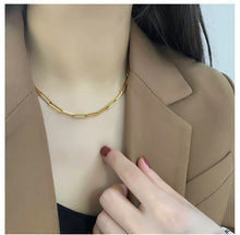 Load image into Gallery viewer, Simple Stunner Chain Necklaces
