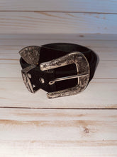 Load image into Gallery viewer, Martina Suede Belt
