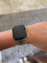 Load image into Gallery viewer, Skinny Paperclip Bracelet
